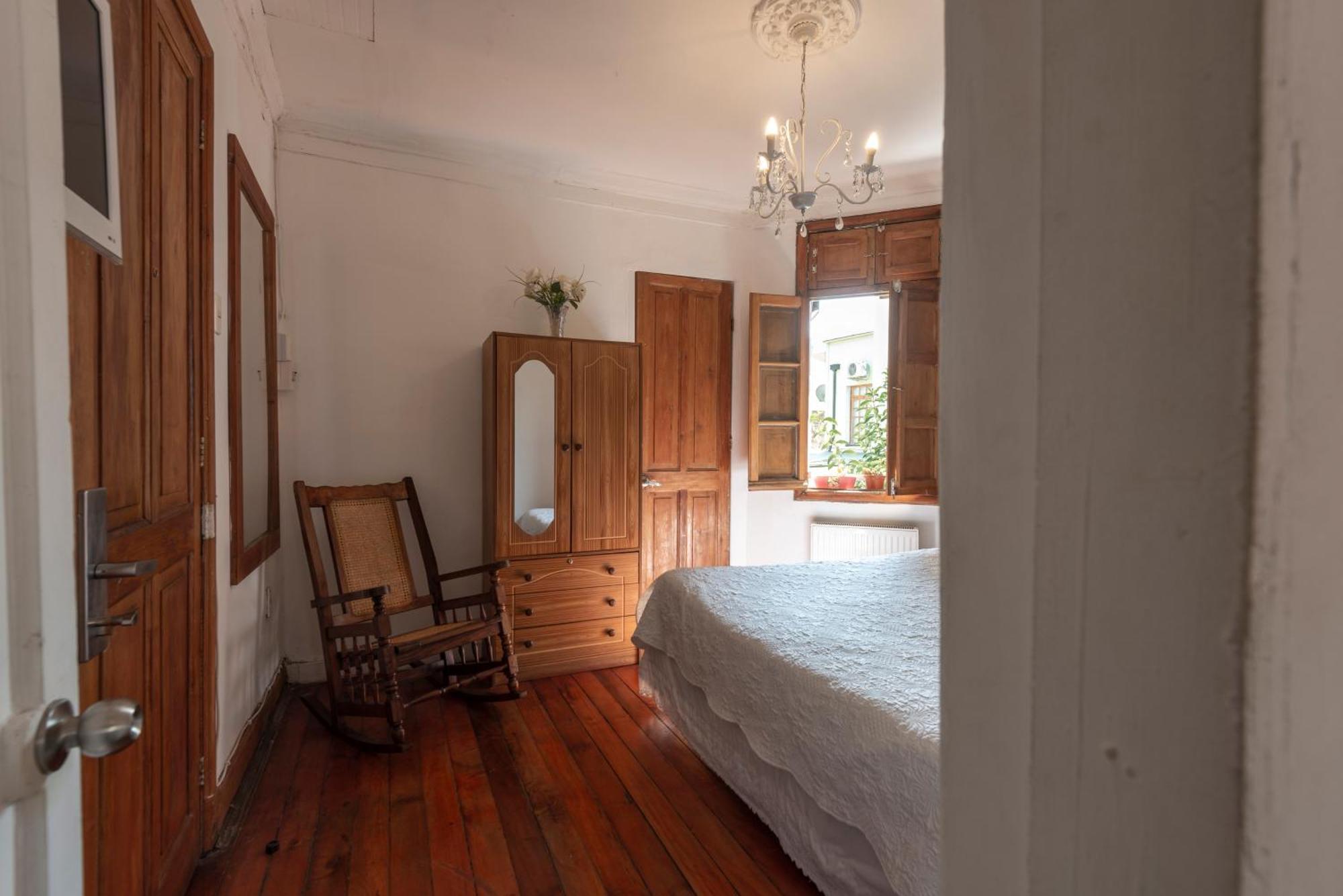 Providencia Bed & Breakfast サンティアゴ エクステリア 写真