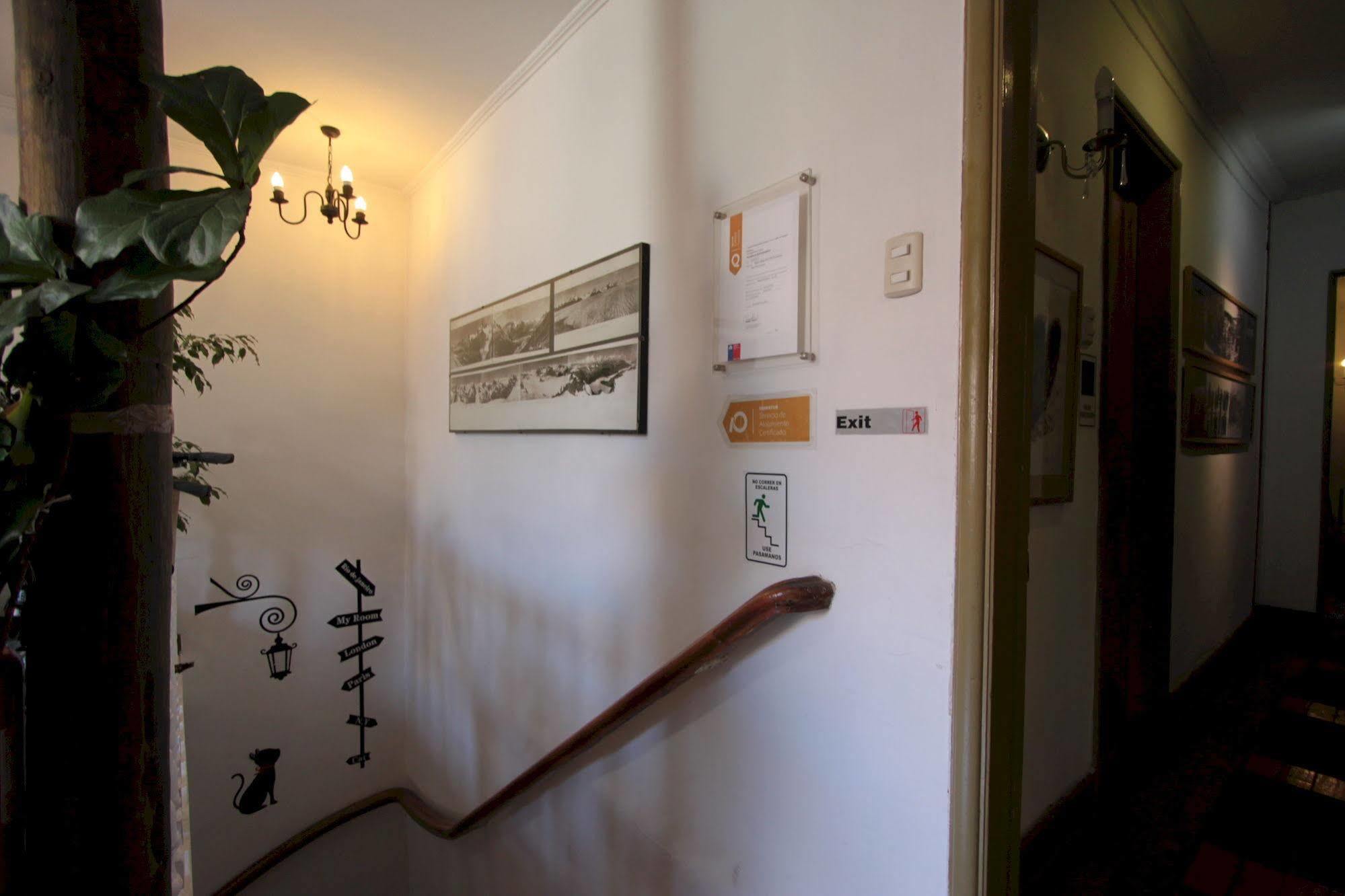 Providencia Bed & Breakfast サンティアゴ エクステリア 写真