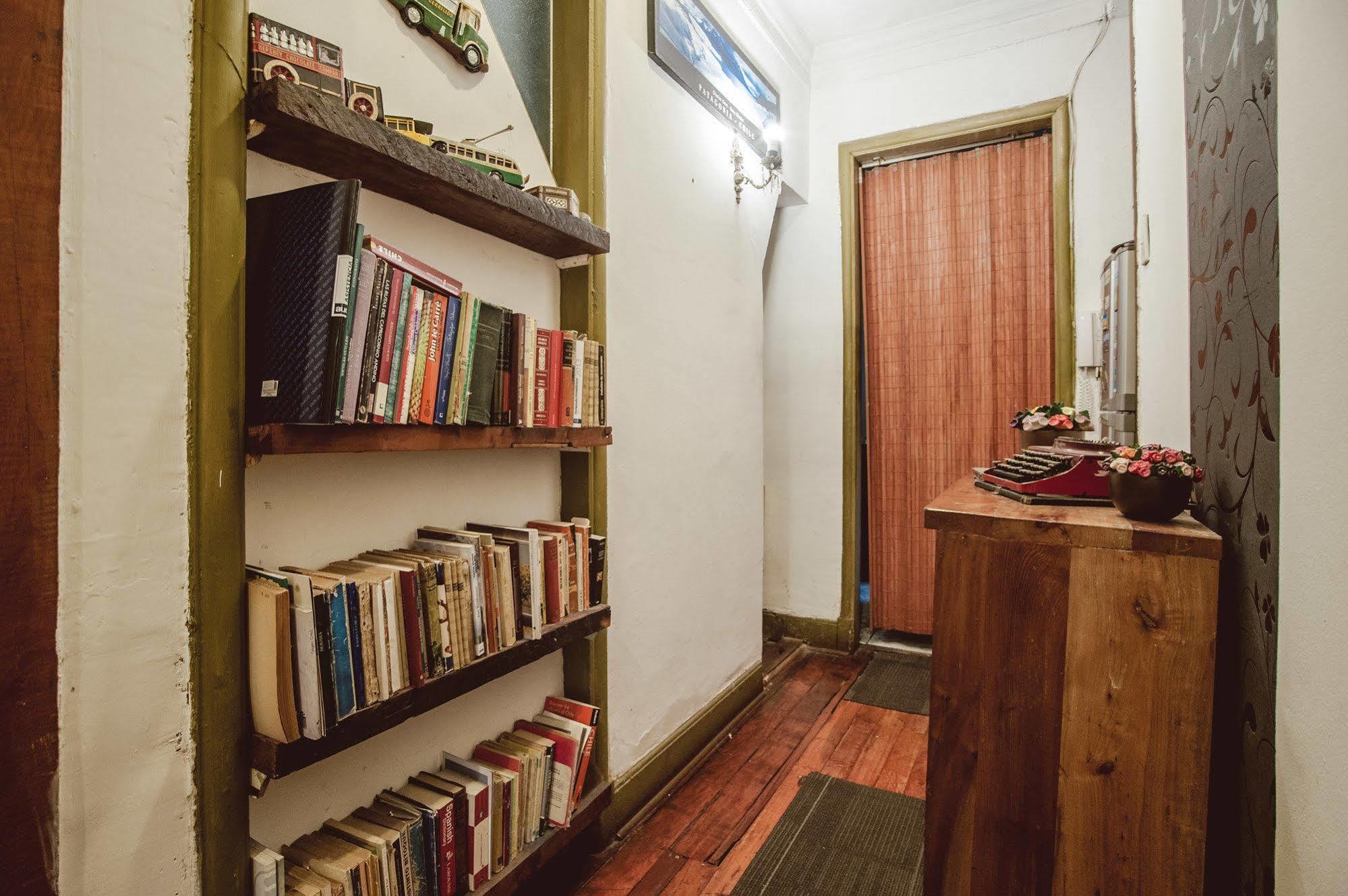 Providencia Bed & Breakfast サンティアゴ エクステリア 写真