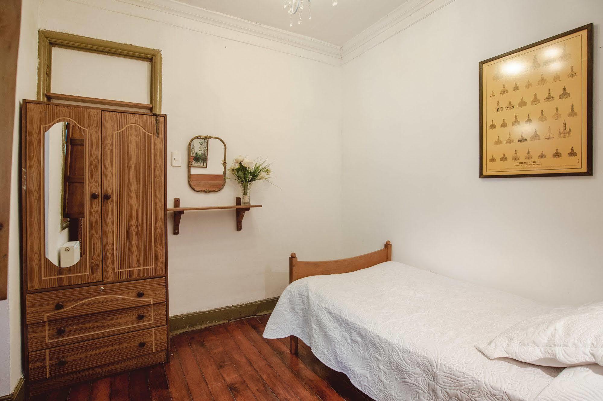 Providencia Bed & Breakfast サンティアゴ エクステリア 写真